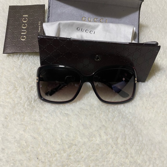 Chic Black Sunglasses main image 12